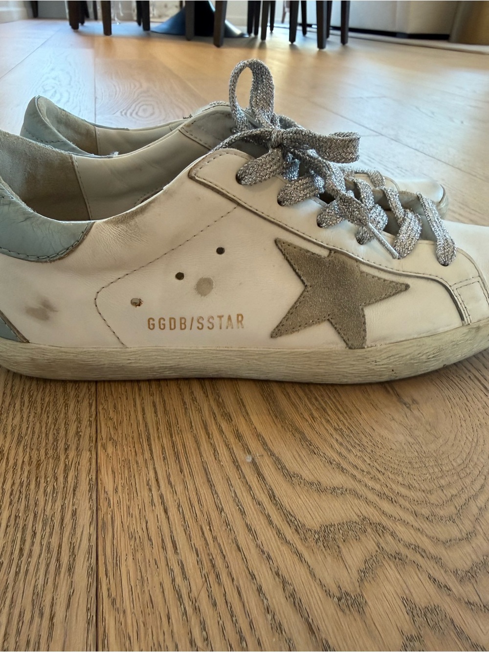 White Leather Star Sneakers with Silver Laces